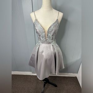 Homecoming/ cocktail dress/ party dress/ formal
